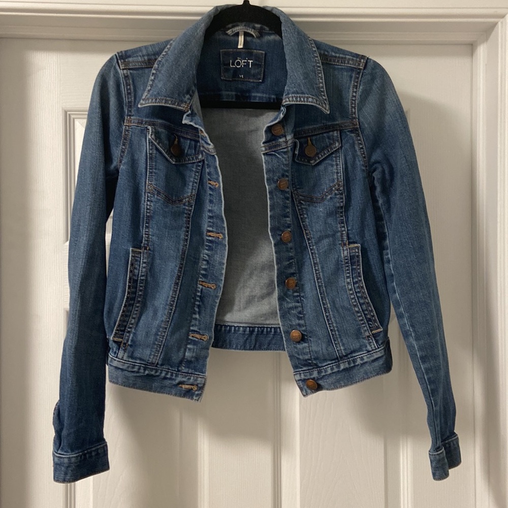 Medium wash Loft jean jacket XS